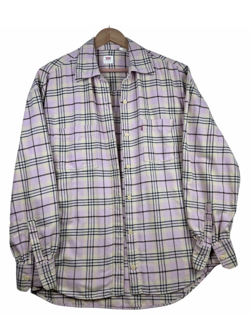 EUC Levi's Lavender and Black Plaid Button-Down Shirt Sz M